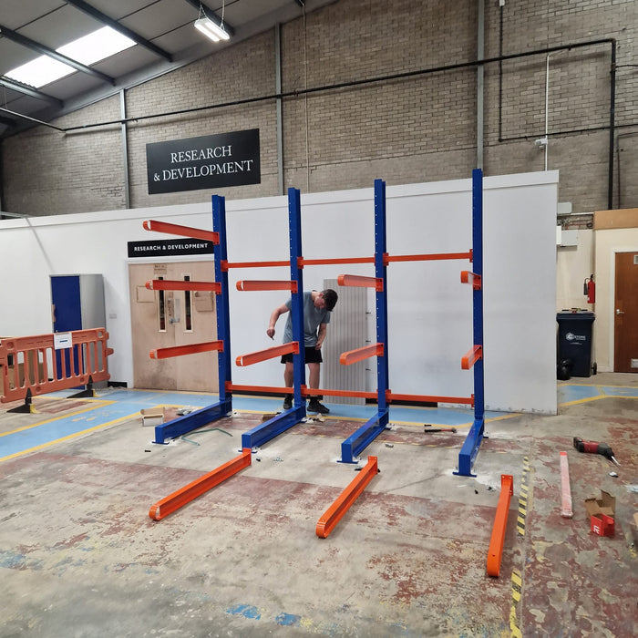 Heavy Duty 600mm Arm Cantilever Racking 2.5m h x 0.9m w x 0.7m d - UK Pallet Racking