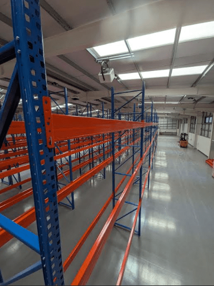 New 11m High Heavy Duty Pallet Racking with Various Number of Levels - UK Pallet Racking